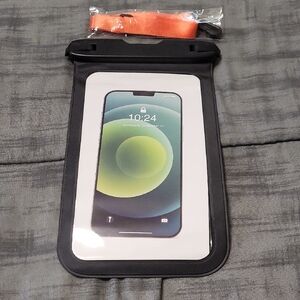 Waterproof Phone Pouch With Lanyard